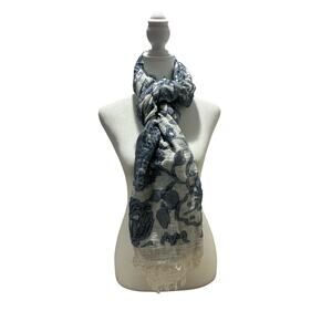 Universal Thread Scarf Shawl Blue White Large